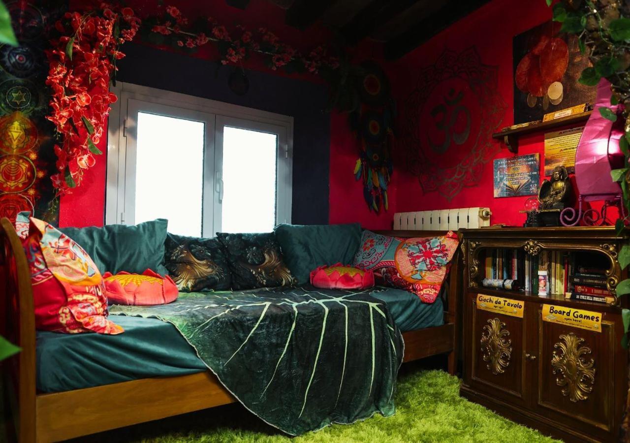 La Casa Di Strega Euphoria - Casa Tra Arte E Magia Apartment *